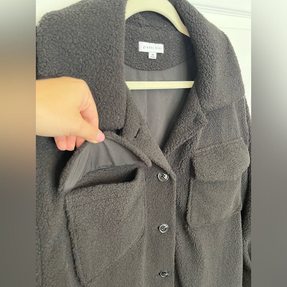 Gianni Bini Women’s Black Faux Fur Trench Coat Size M Button Up Collared Pockets - Picture 6 of 8